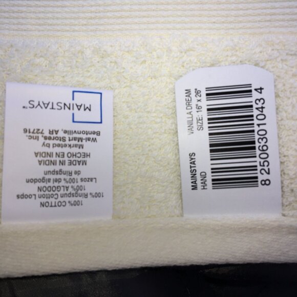 Hand Towel with Machine Quilted Design - Picture 8 of 16